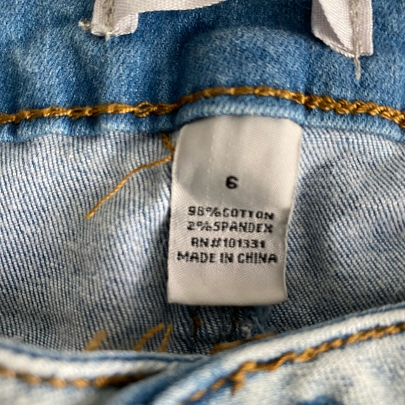 Refuge denim jeans (NWT) - Picture 4 of 12